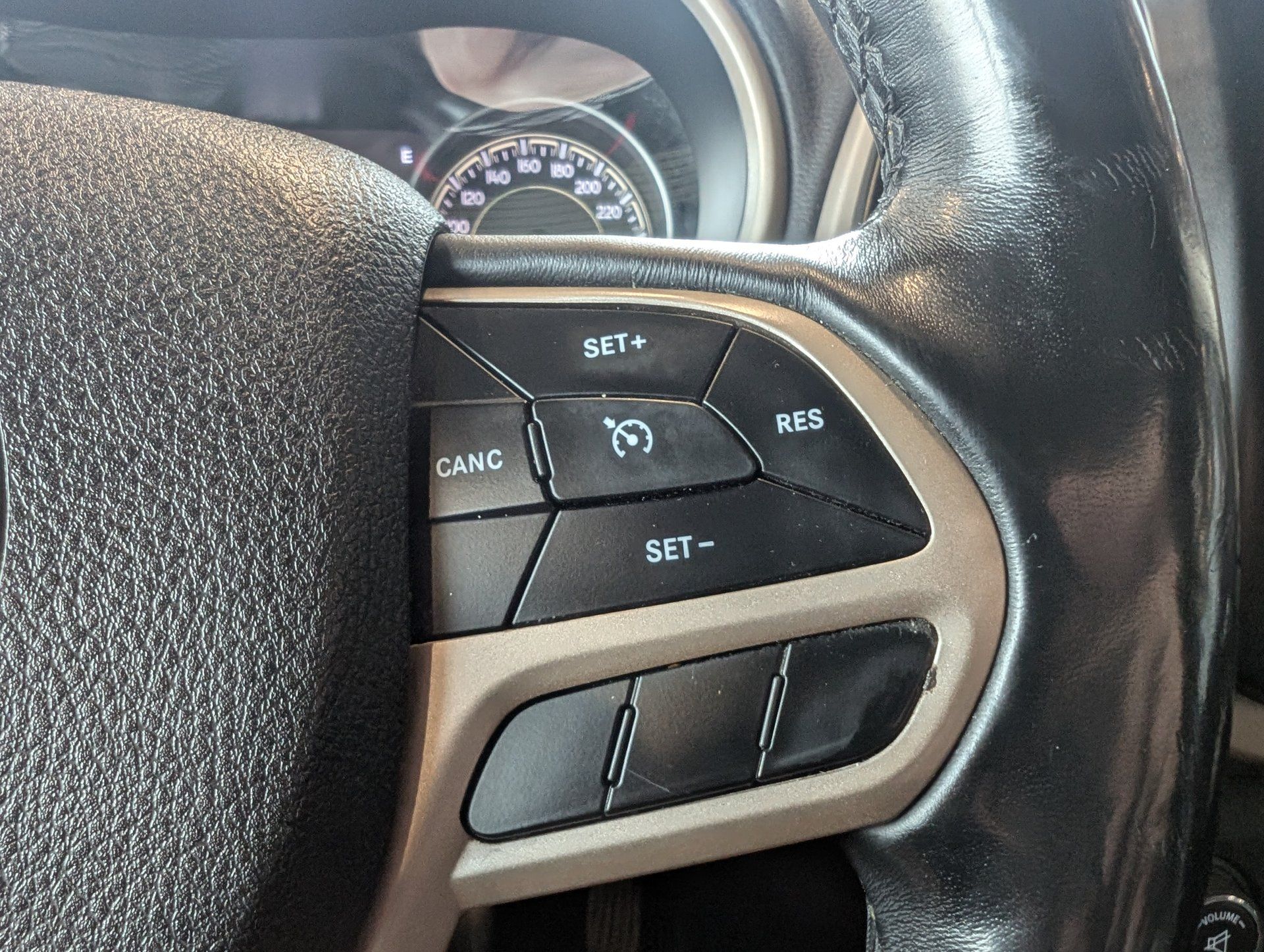 Jeep Cherokee 2018 - Thumbnail 20