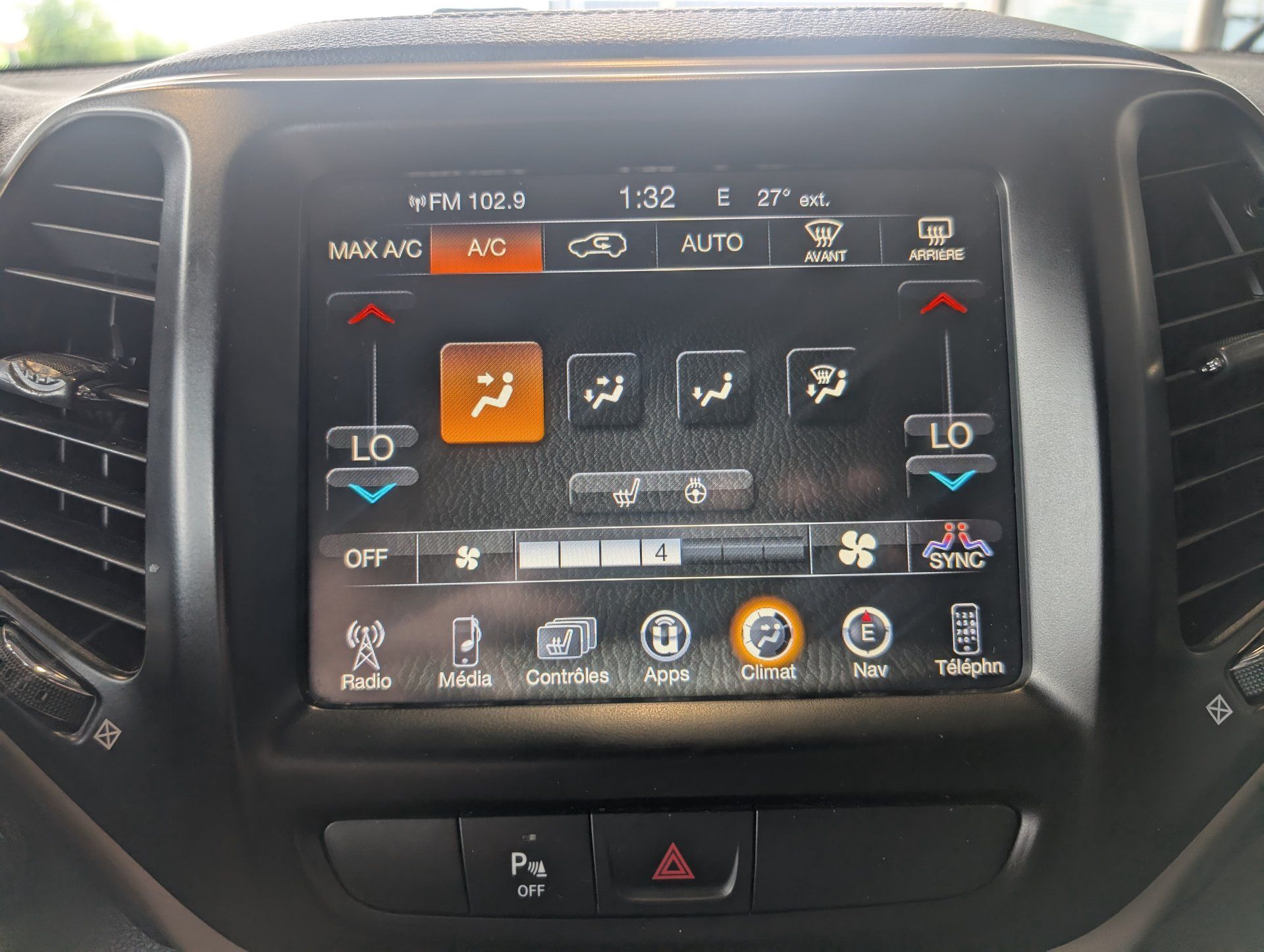 Jeep Cherokee 2018 - Thumbnail 23