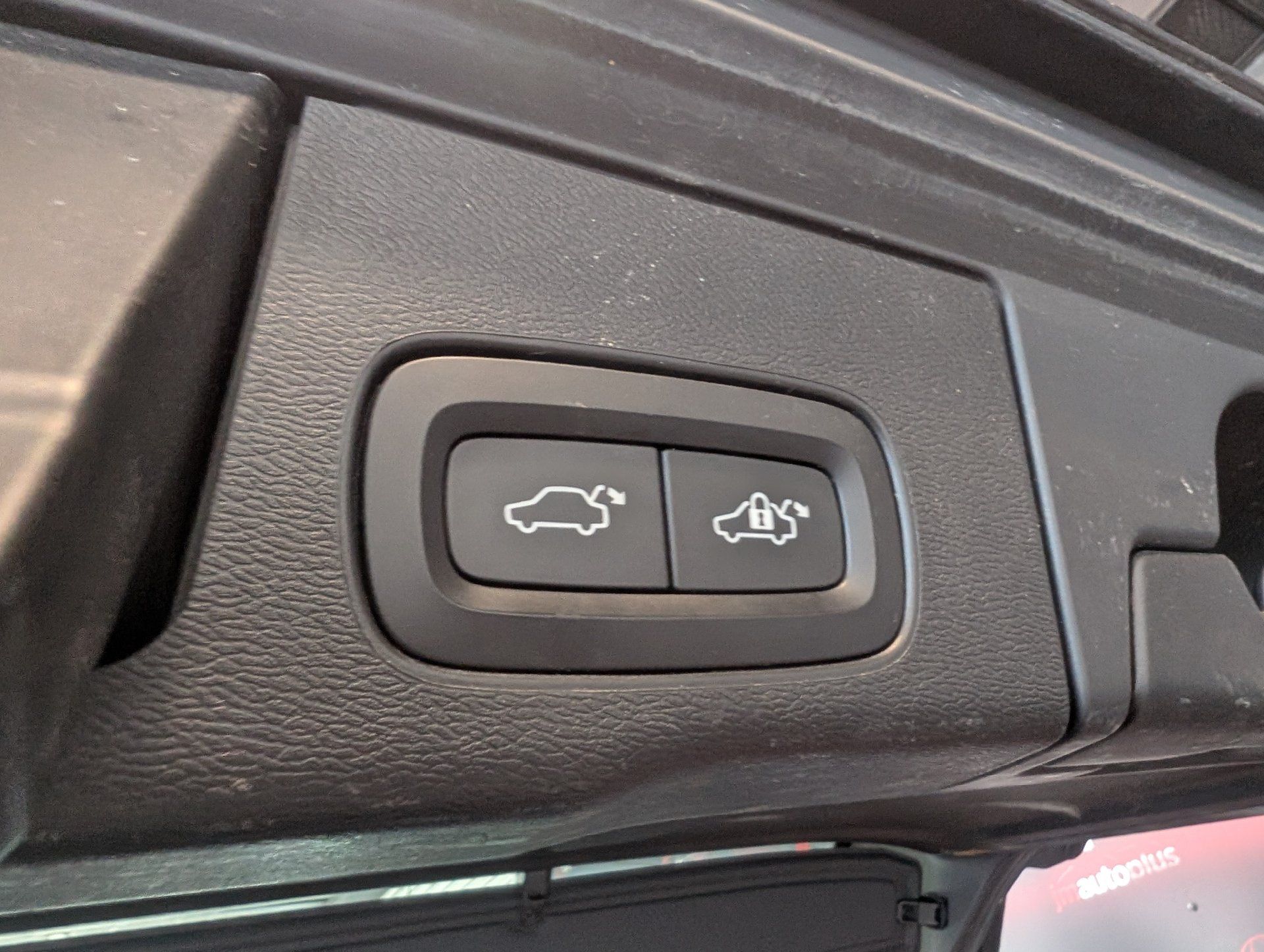 Volvo XC60 2020 - Thumbnail 28