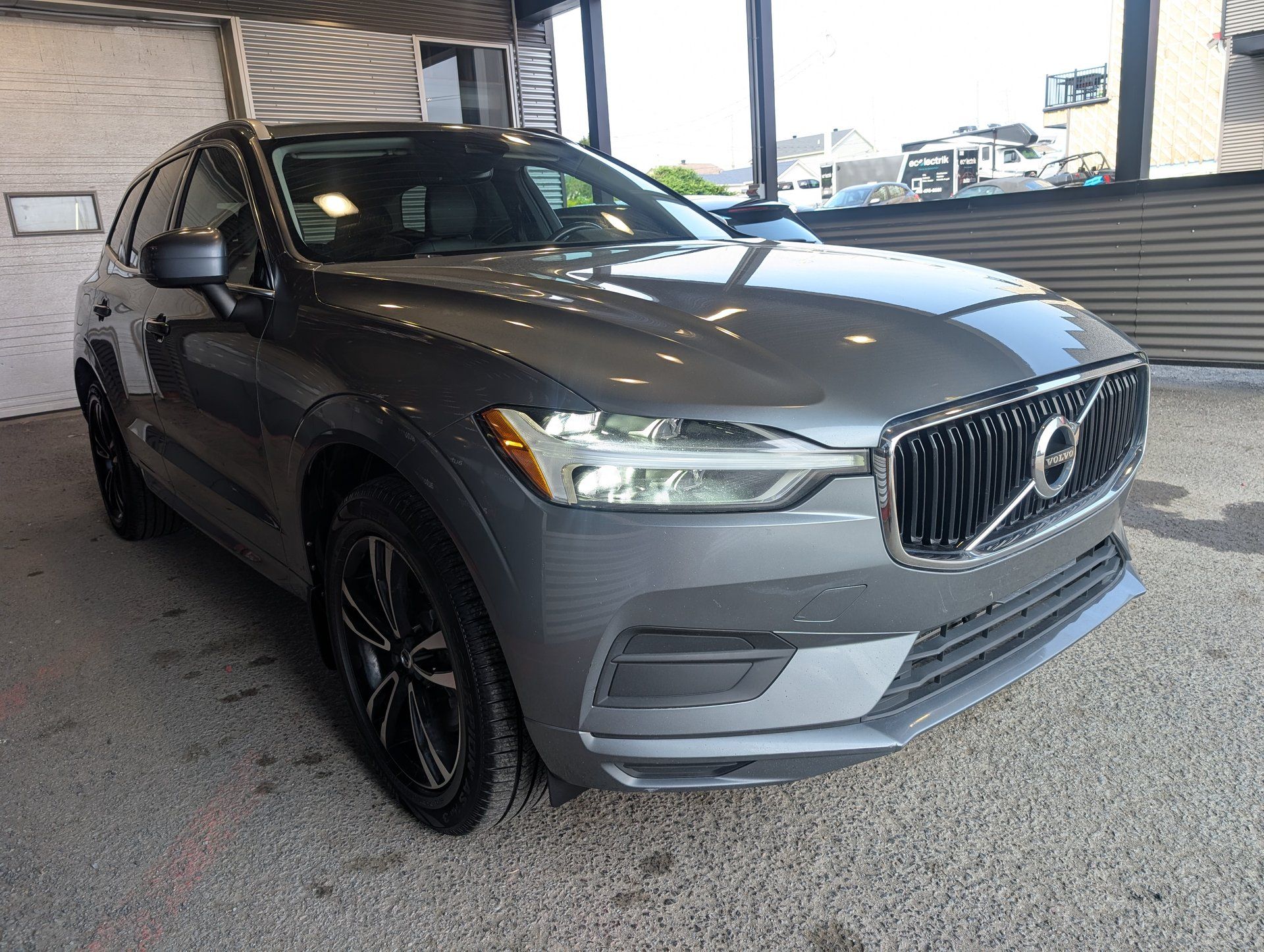 Volvo XC60 2020 - Thumbnail 5