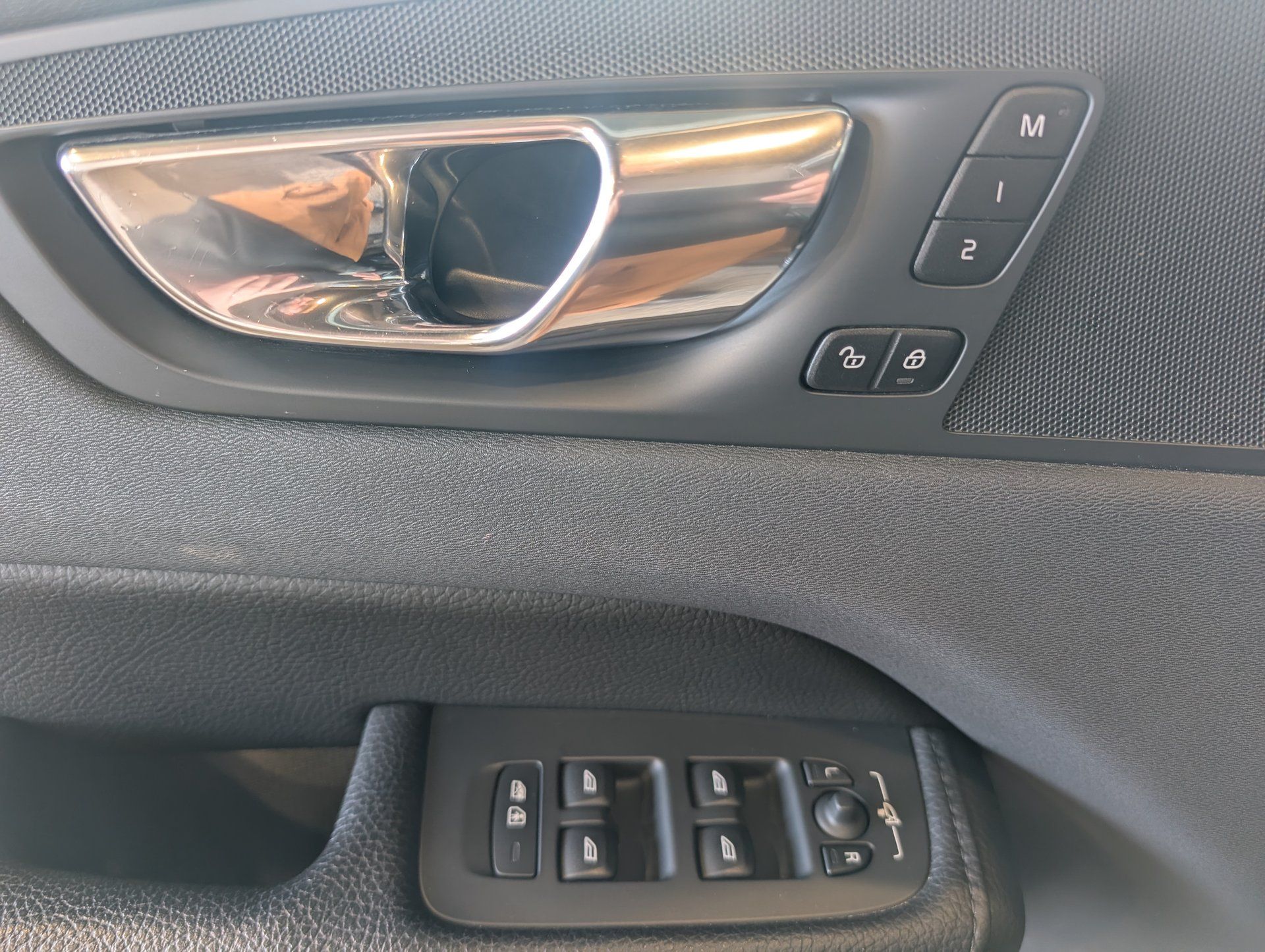 Volvo XC60 2020 - Thumbnail 17
