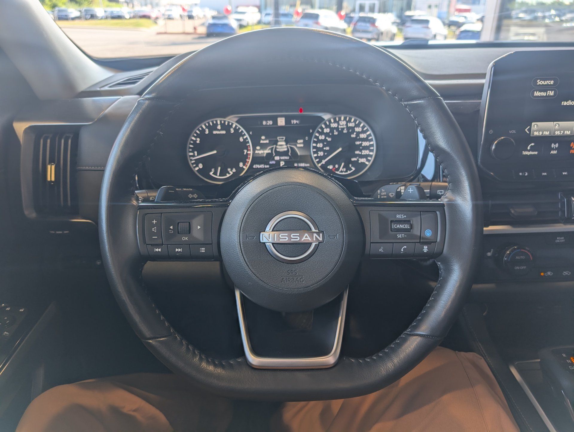 Nissan Pathfinder 2022 - Thumbnail 19