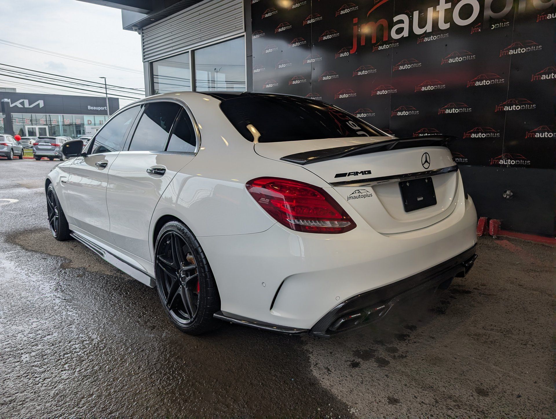 Mercedes-Benz AMG C 63 2017 - Thumbnail 7