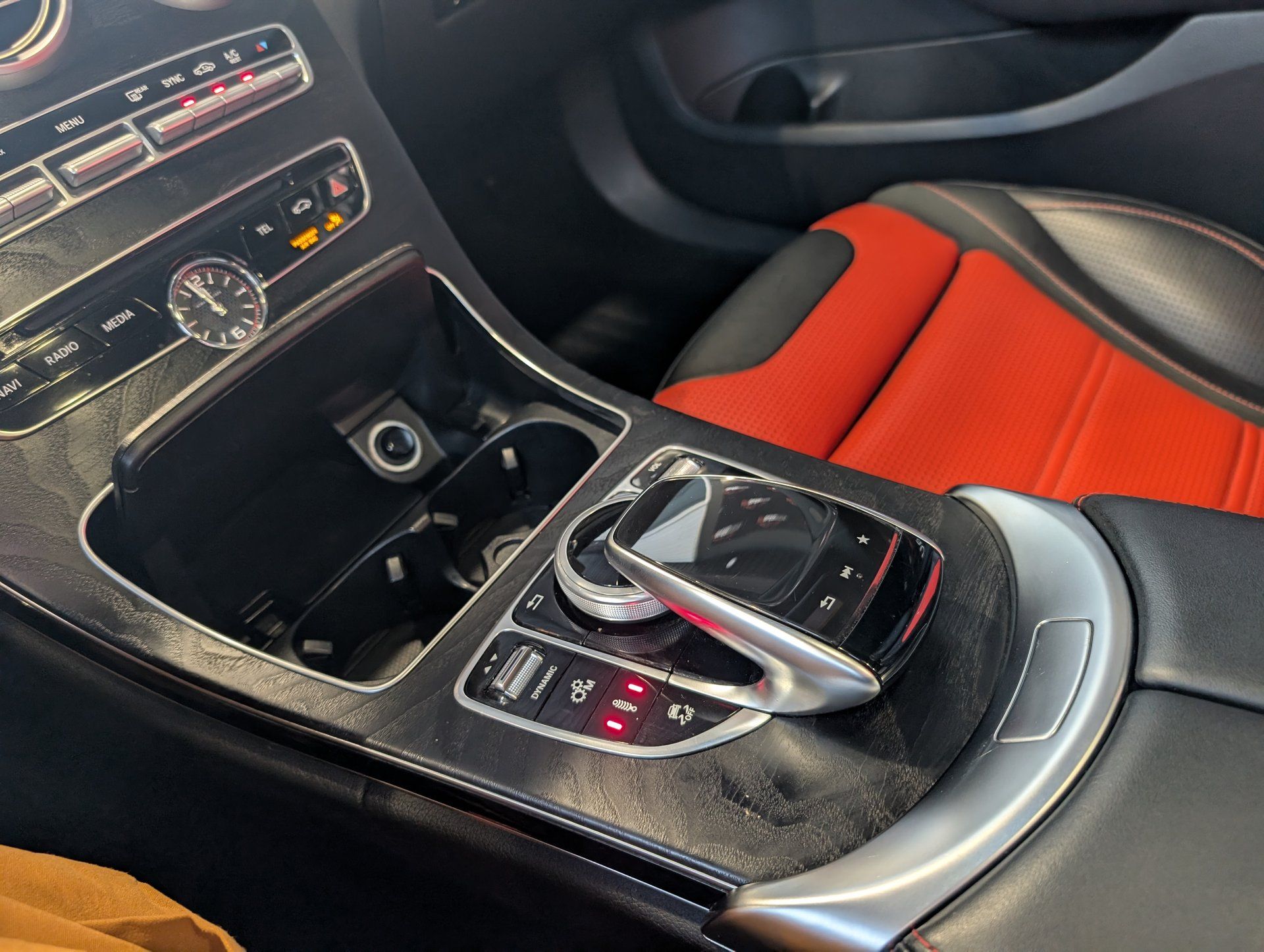 Mercedes-Benz AMG C 63 2017 - Thumbnail 23