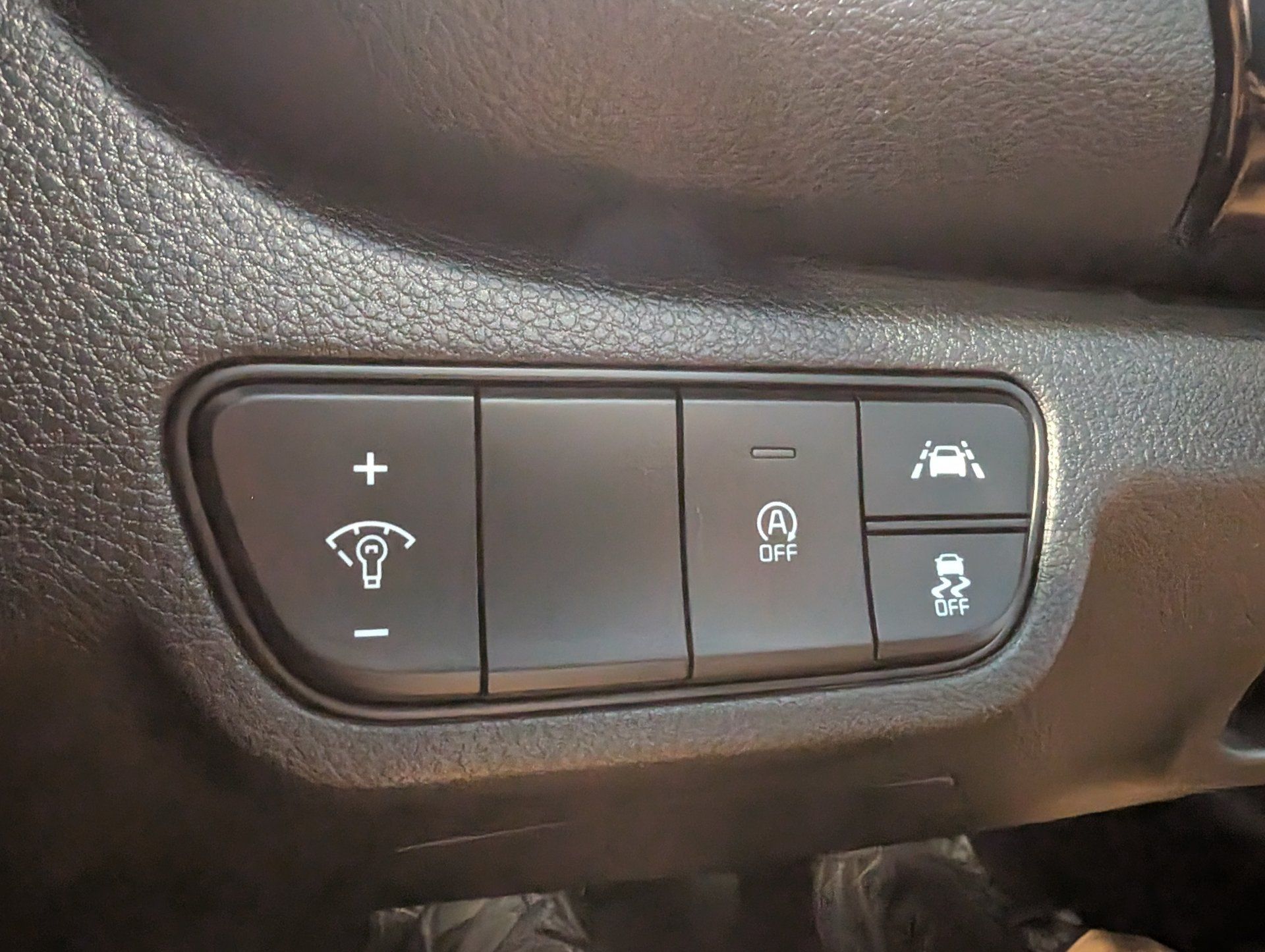 Kia Seltos 2023 - Thumbnail 22