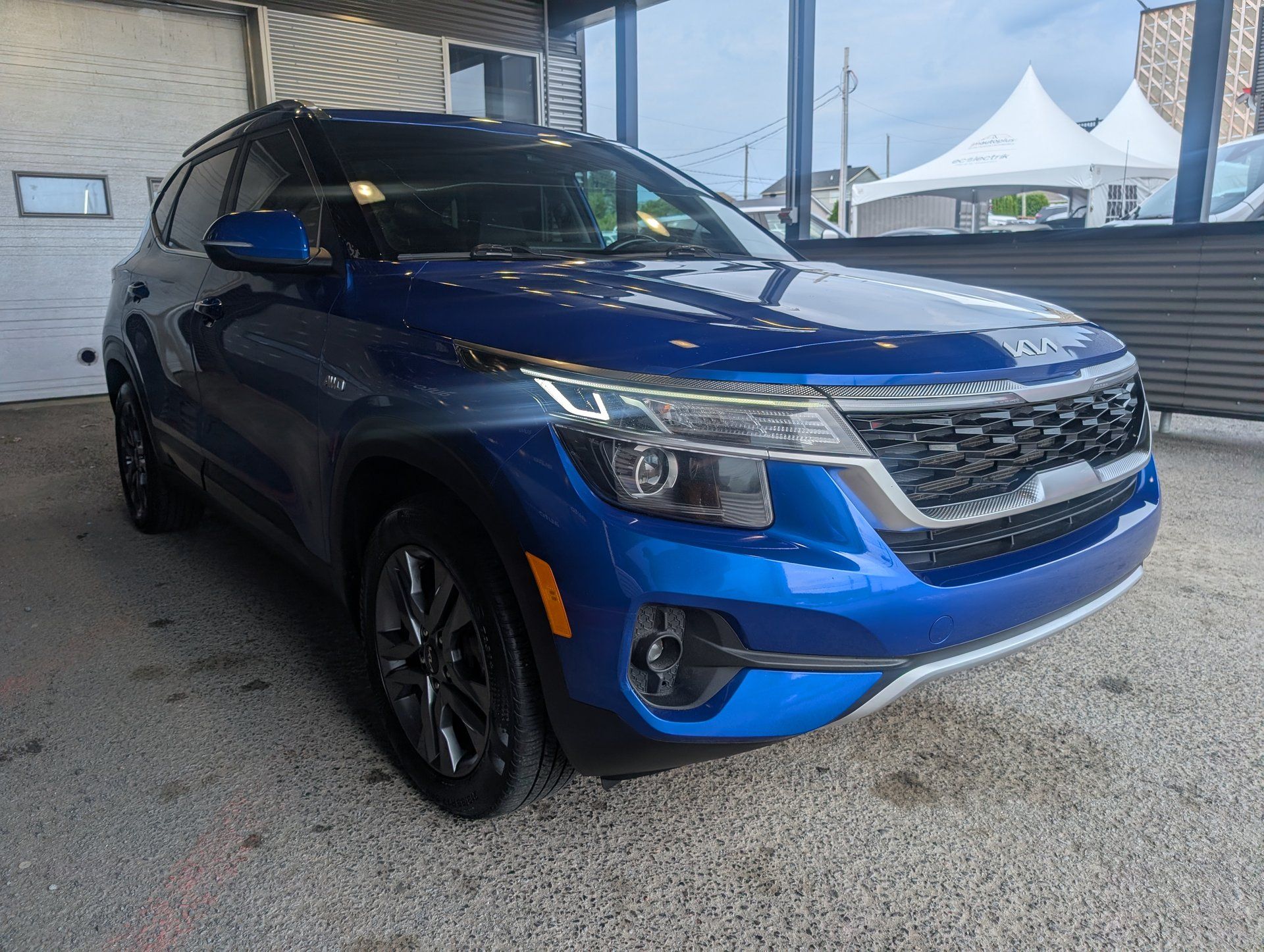 Kia Seltos 2023 - Thumbnail 5