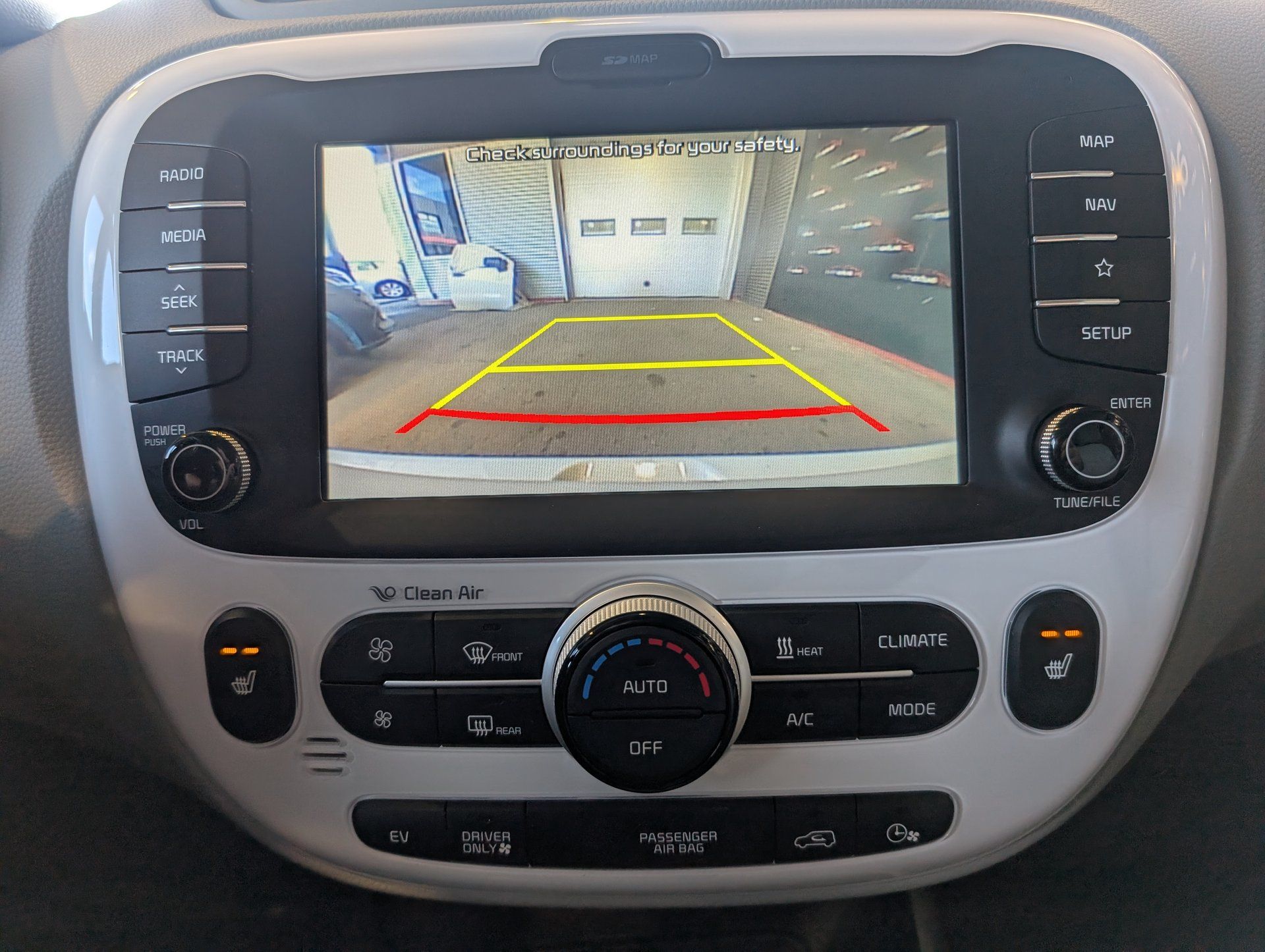 Kia Soul EV 2019 - Thumbnail 23