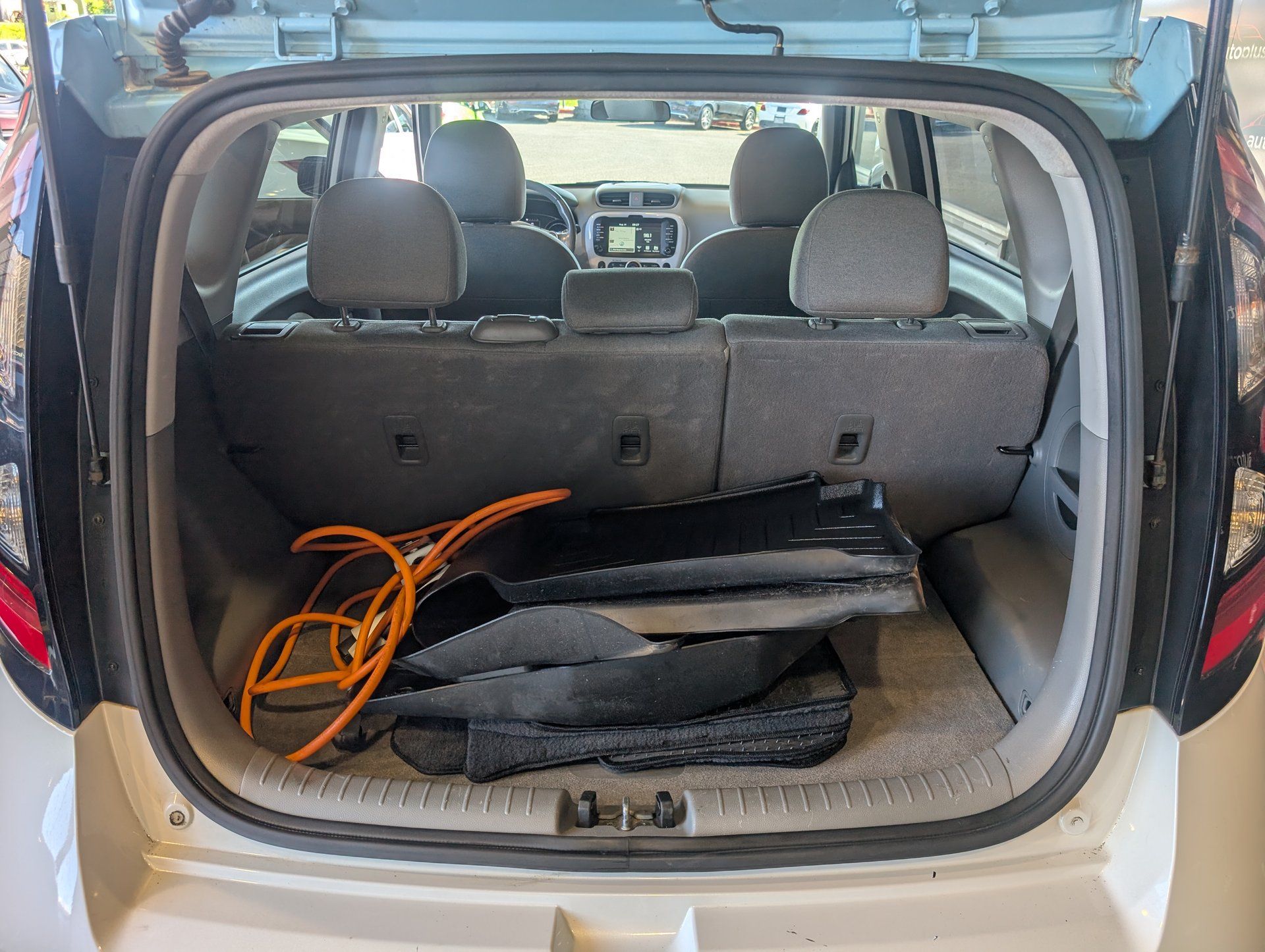 Kia Soul EV 2019 - Thumbnail 27