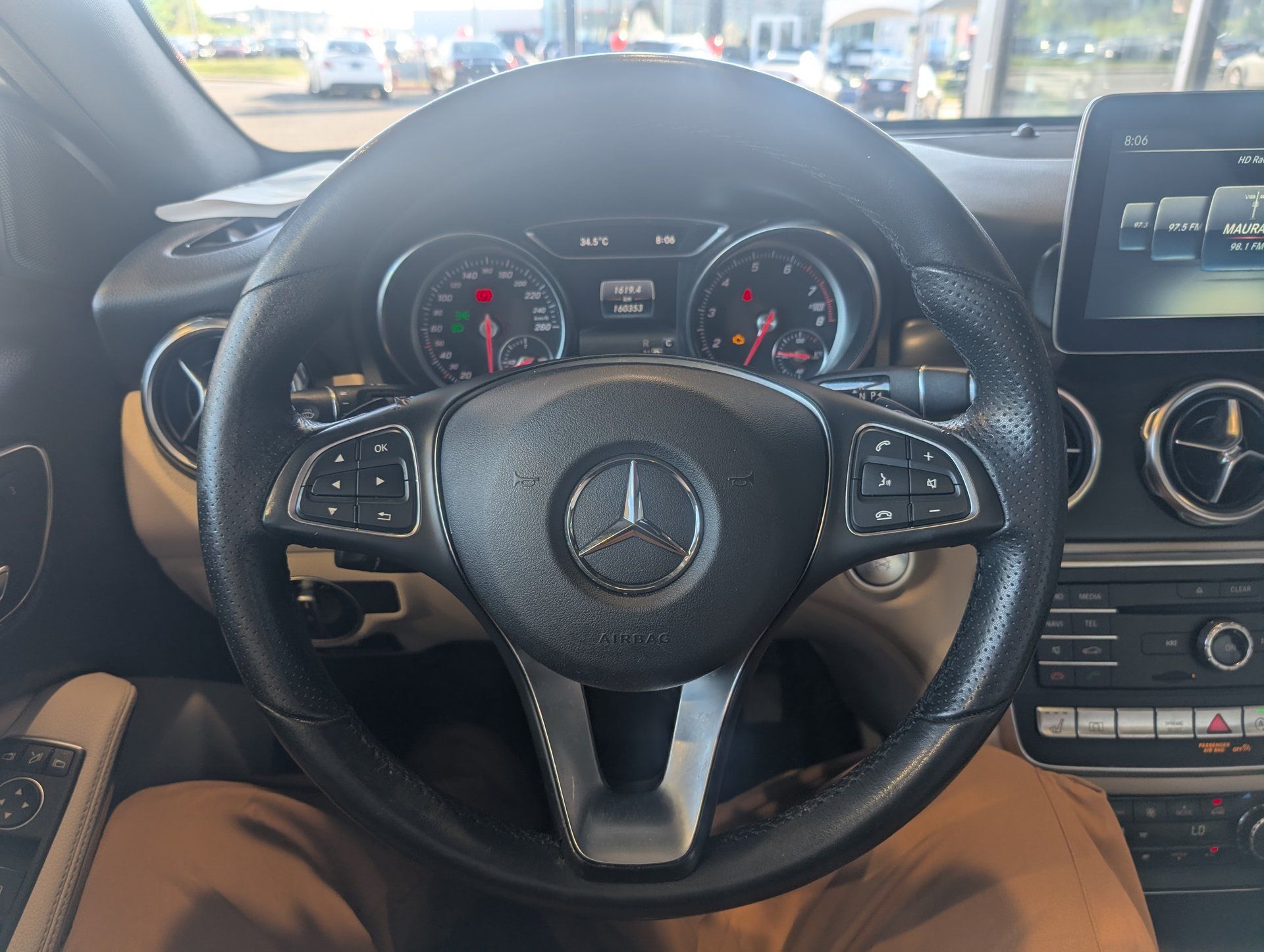 Mercedes-Benz GLA 250 2018 - Thumbnail 19