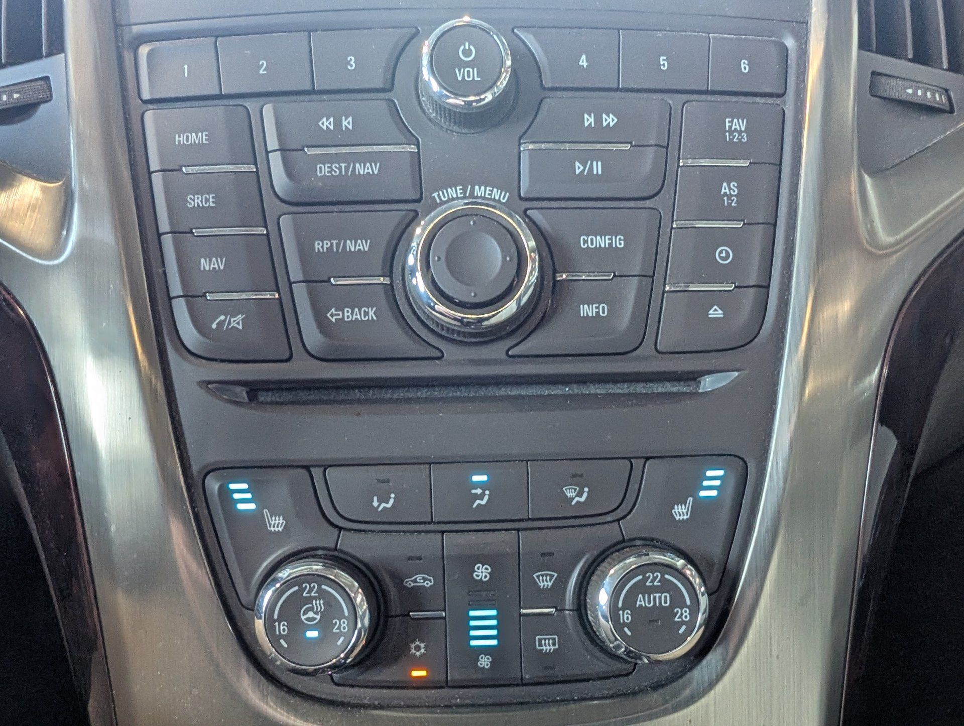 Buick Verano 2017 - Thumbnail 26