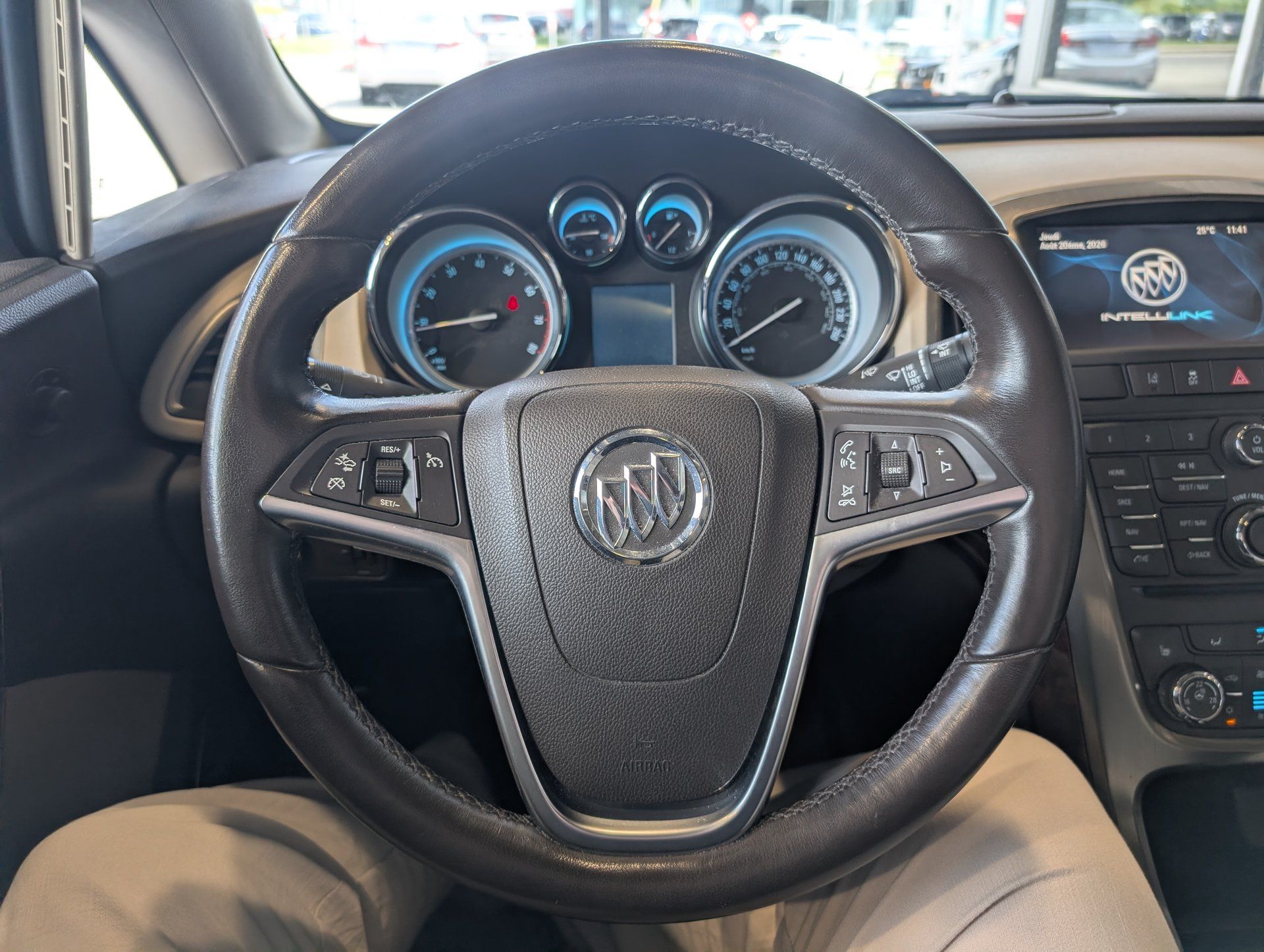 Buick Verano 2017 - Thumbnail 19