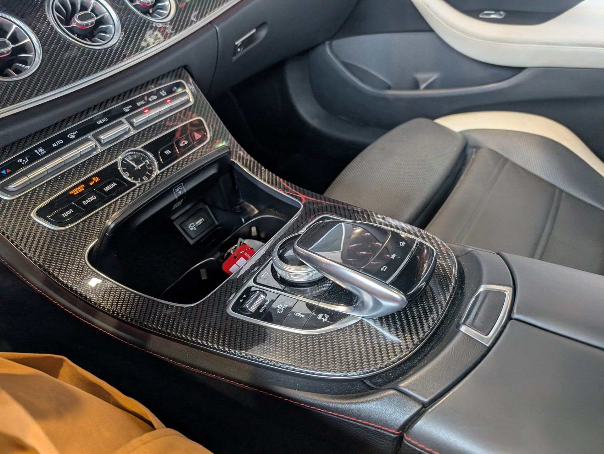 Mercedes-Benz AMG E 53 2020 - Thumbnail 27