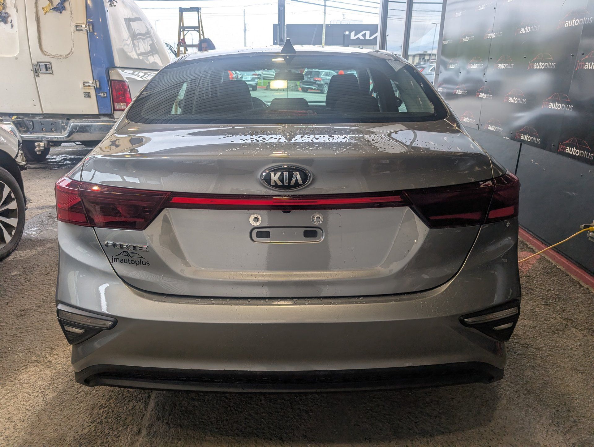 Kia Forte 2021 - Thumbnail 9