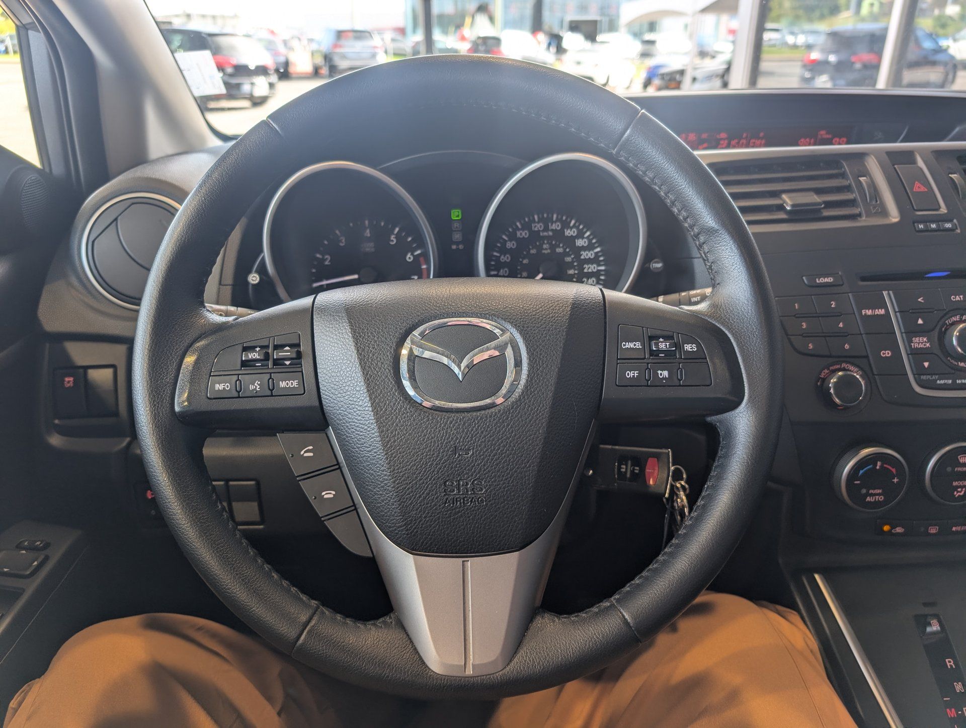 Mazda Mazda5 2017 - Thumbnail 16