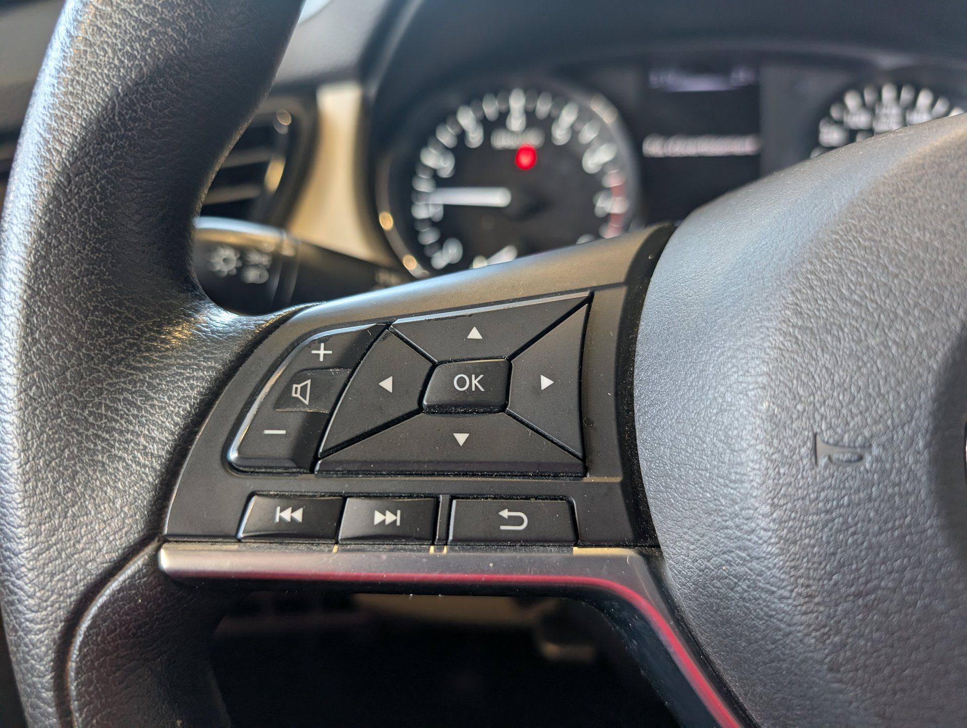 Nissan Qashqai 2018 - Thumbnail 16