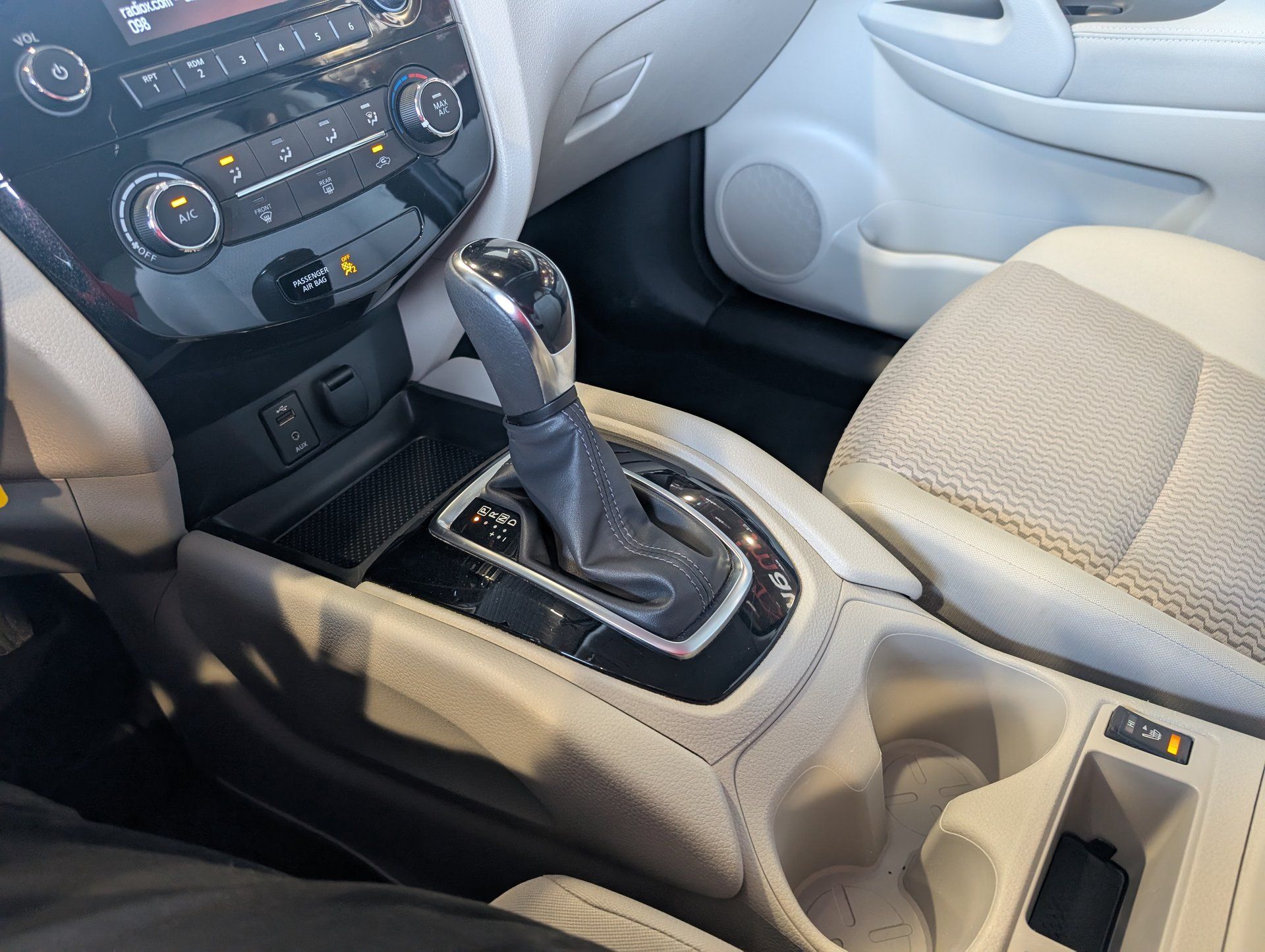 Nissan Qashqai 2018 - Thumbnail 22