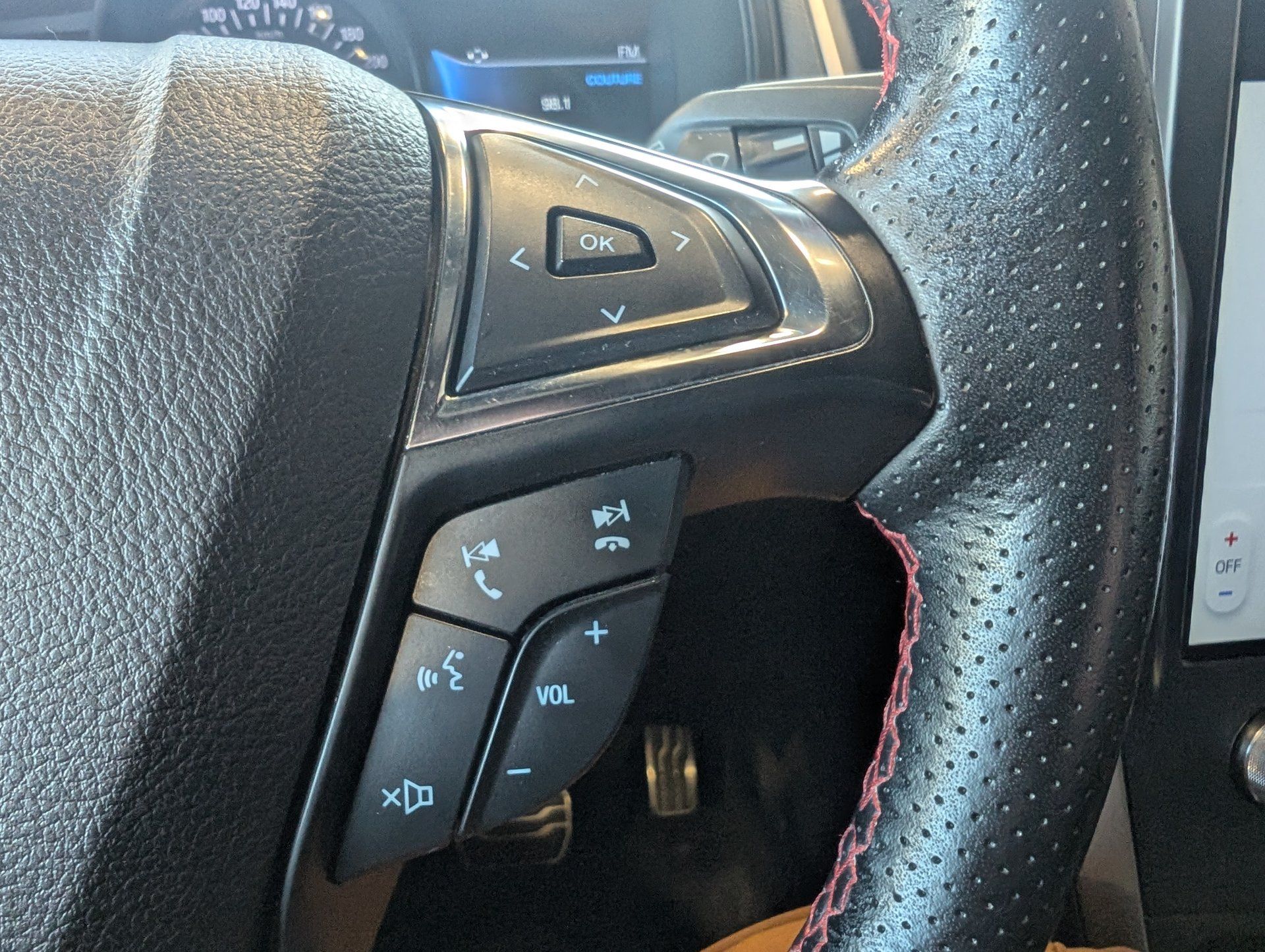 Ford Edge 2022 - Thumbnail 19