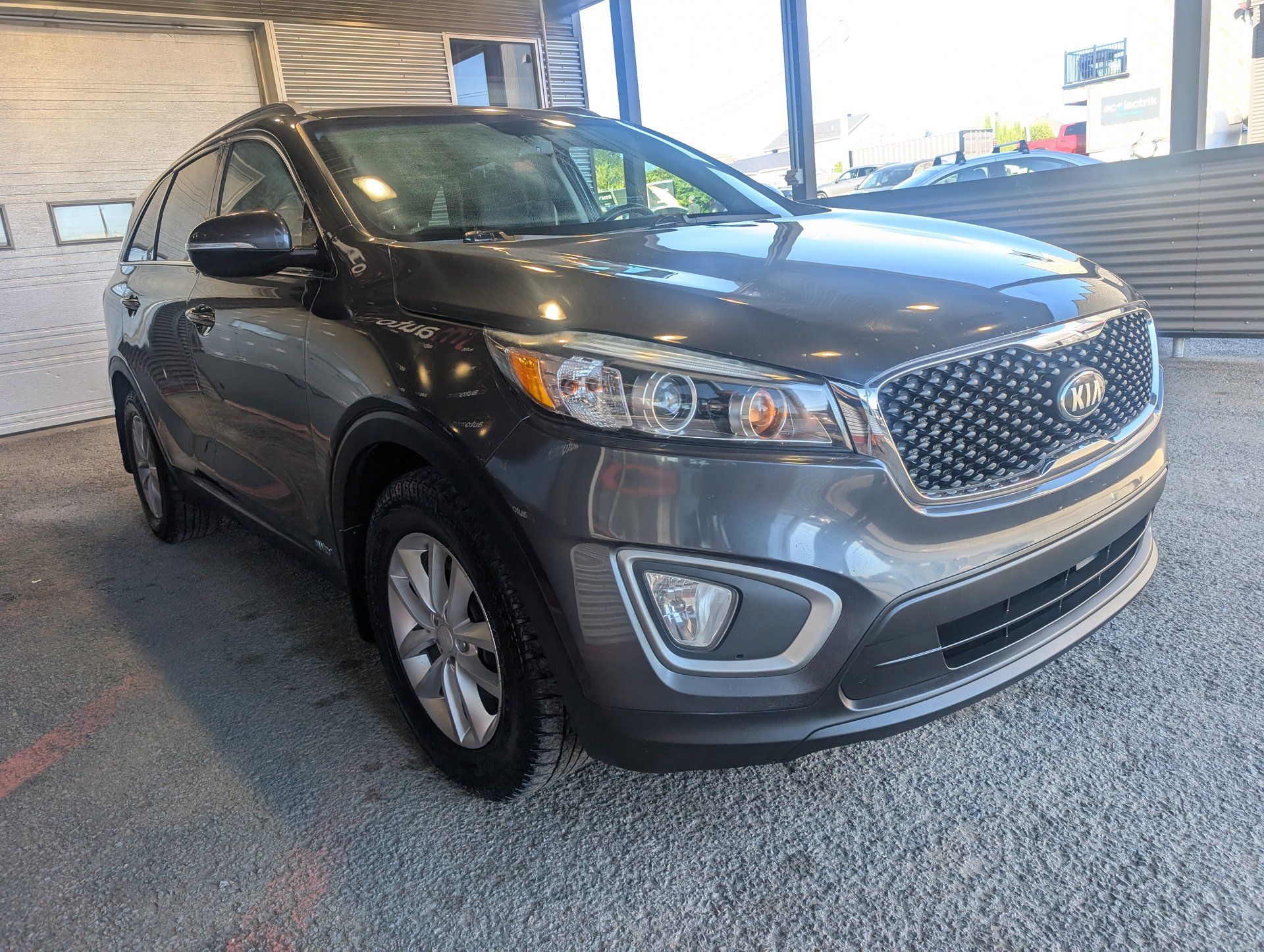 Kia Sorento 2017 - Thumbnail 5