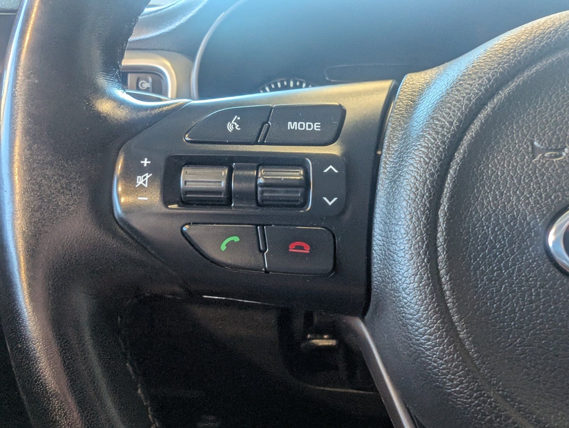 Kia Sorento 2017 - Thumbnail 18