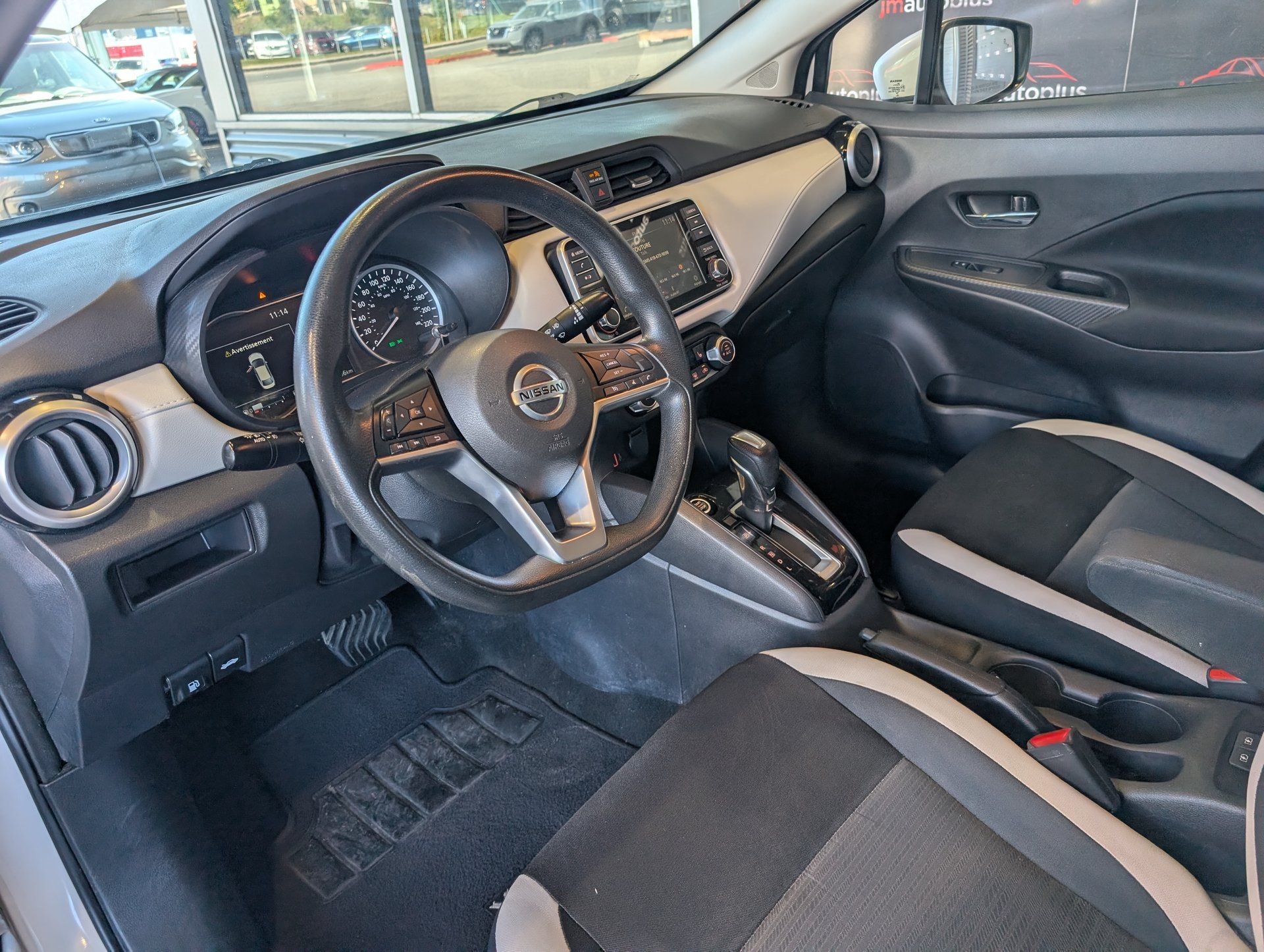 Nissan Versa 2021 - Thumbnail 12