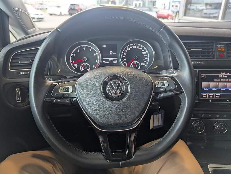 Volkswagen Golf 2019 - Thumbnail 17