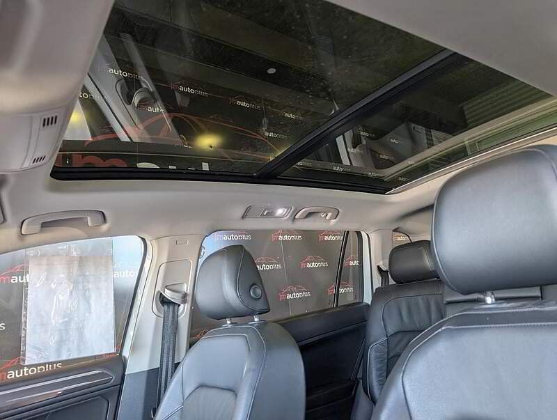 Volkswagen Tiguan 2018 - Image 16
