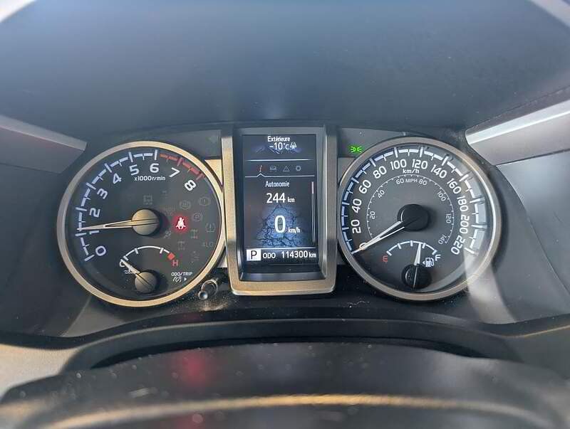 Toyota Tacoma 2023 - Image 15
