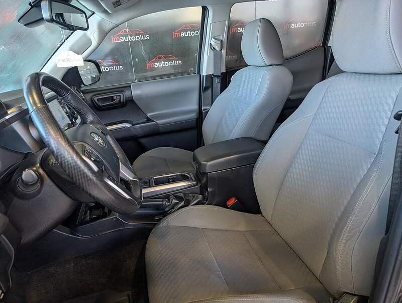 Toyota Tacoma 2023 - Image 9