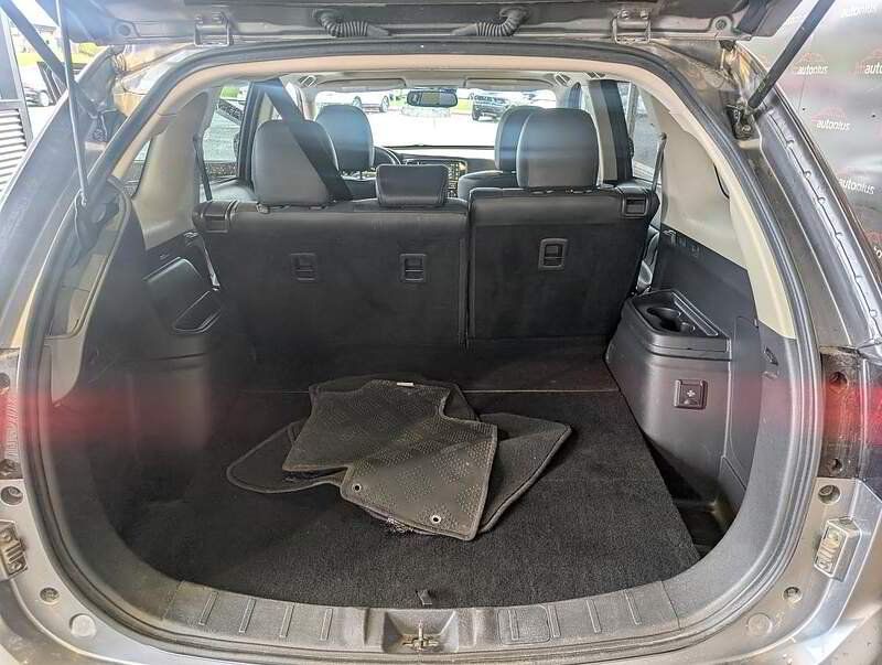 Mitsubishi Outlander PHEV 2019 - Image 30