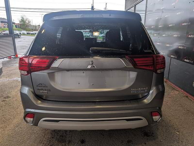 Mitsubishi Outlander PHEV 2019 - Image 9