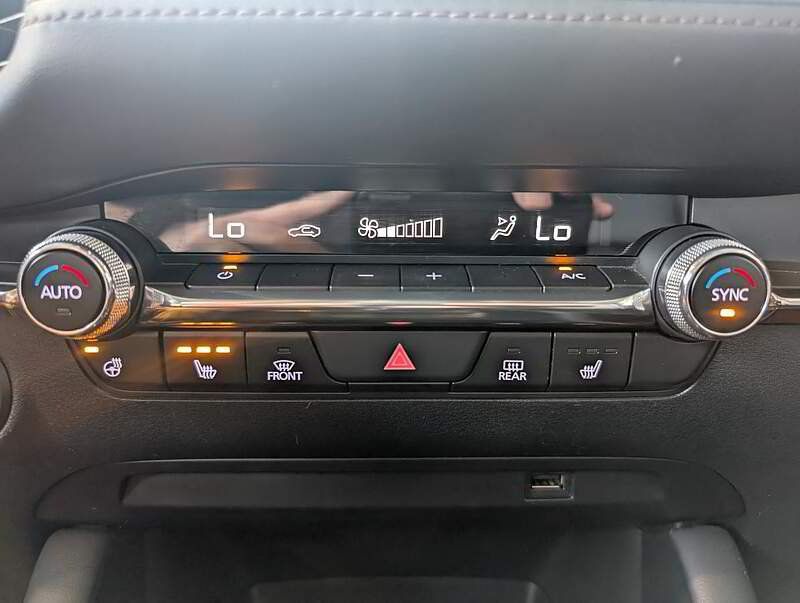 Mazda Mazda3 2019 - Image 26