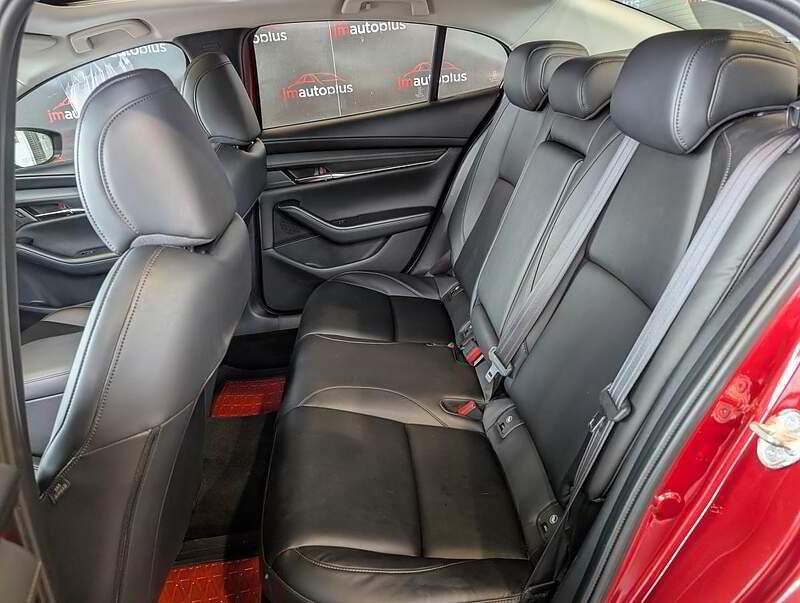 Mazda Mazda3 2019 - Image 28