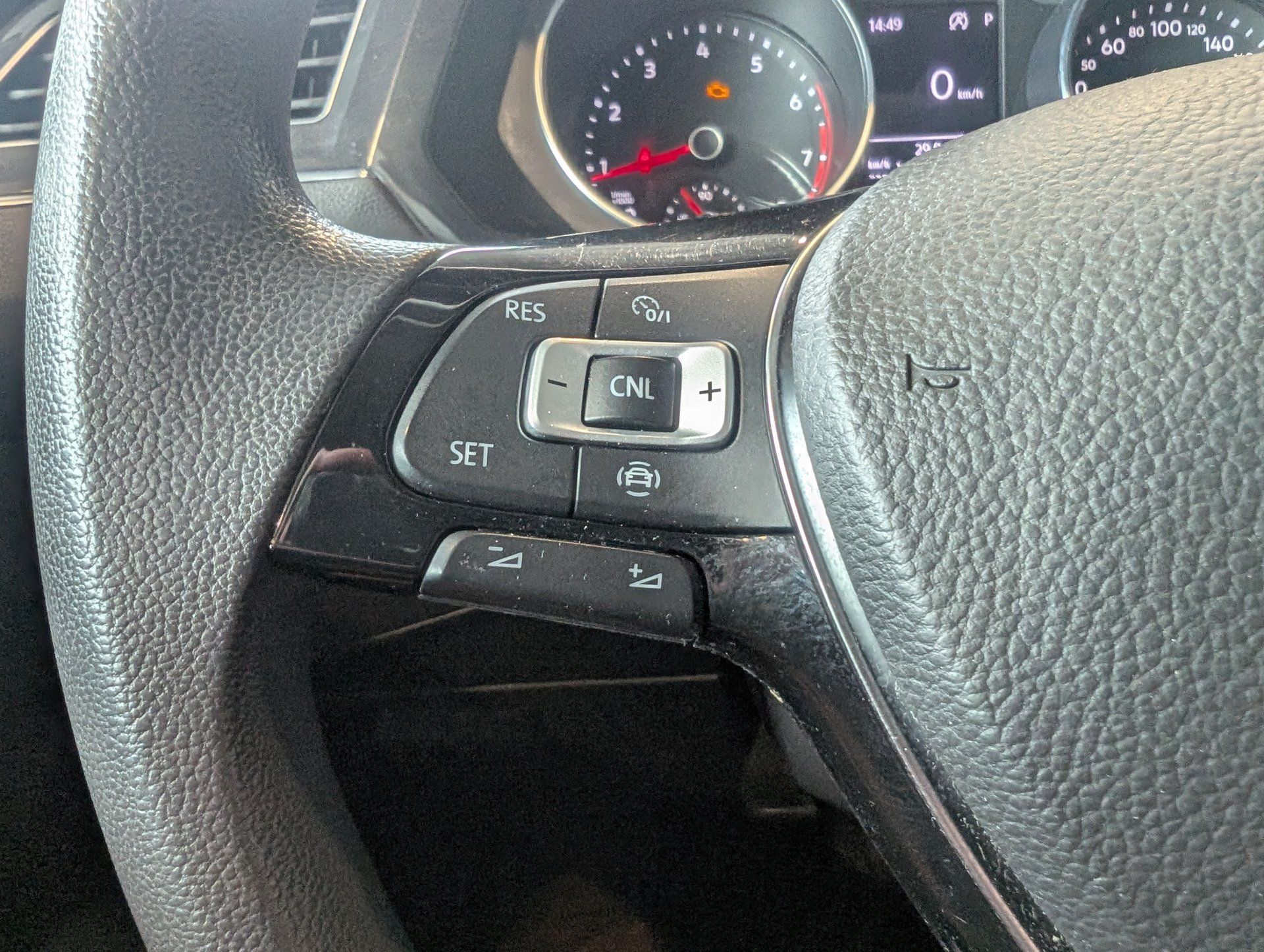 Volkswagen Tiguan 2019 - Image 11