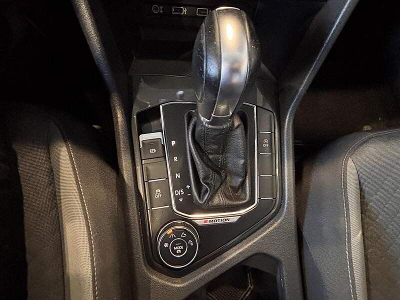 Volkswagen Tiguan 2018 - Image 13