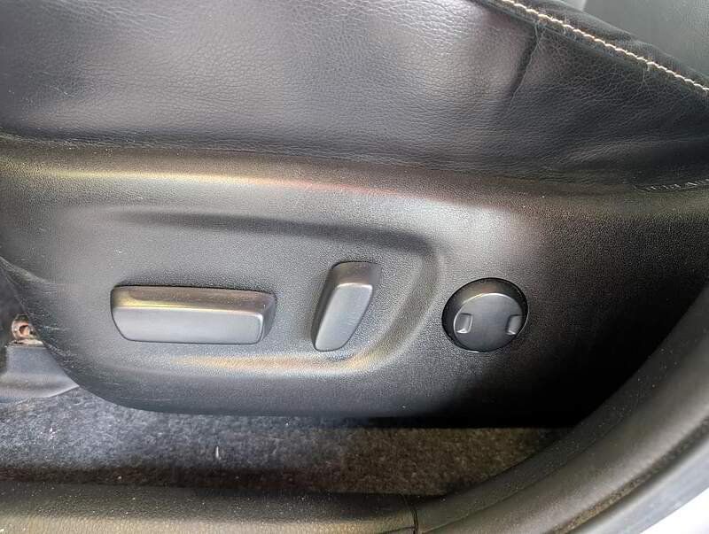 Toyota RAV4 2017 - Image 17