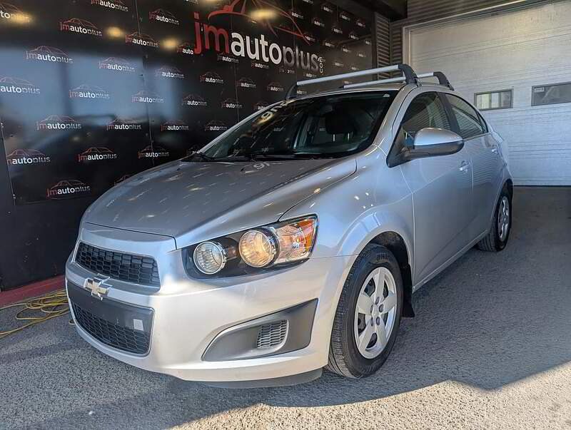 Chevrolet Sonic 2016 - Image 1