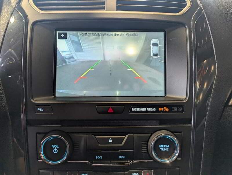 Ford Explorer 2017 - Image 25