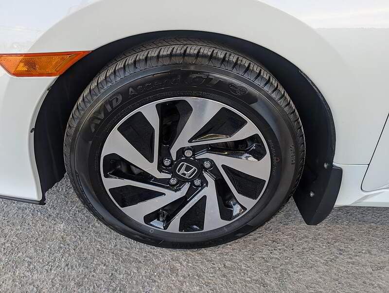 Honda Civic 2018 - Image 25