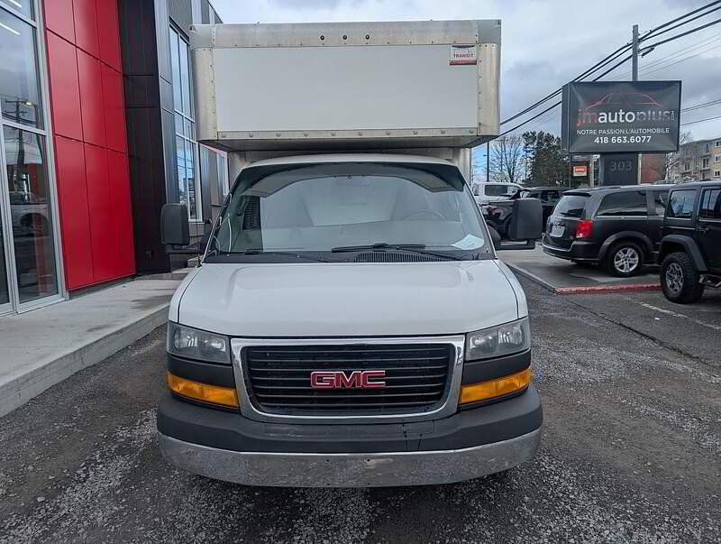GMC Savana 2019 - Image 3