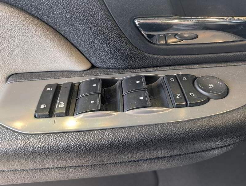 Chevrolet Avalanche 2008 - Image 16