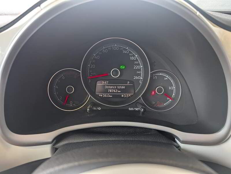 Volkswagen Beetle 2017 - Image 17