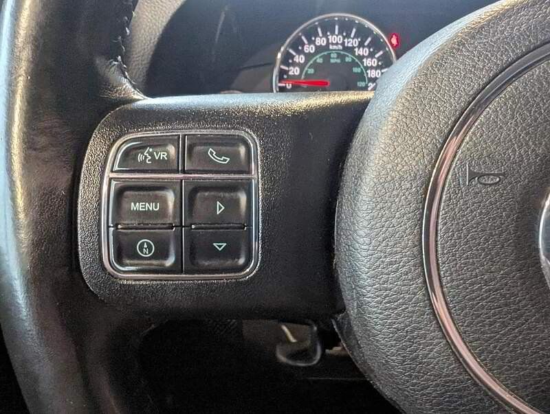 Jeep Wrangler 2018 - Image 16