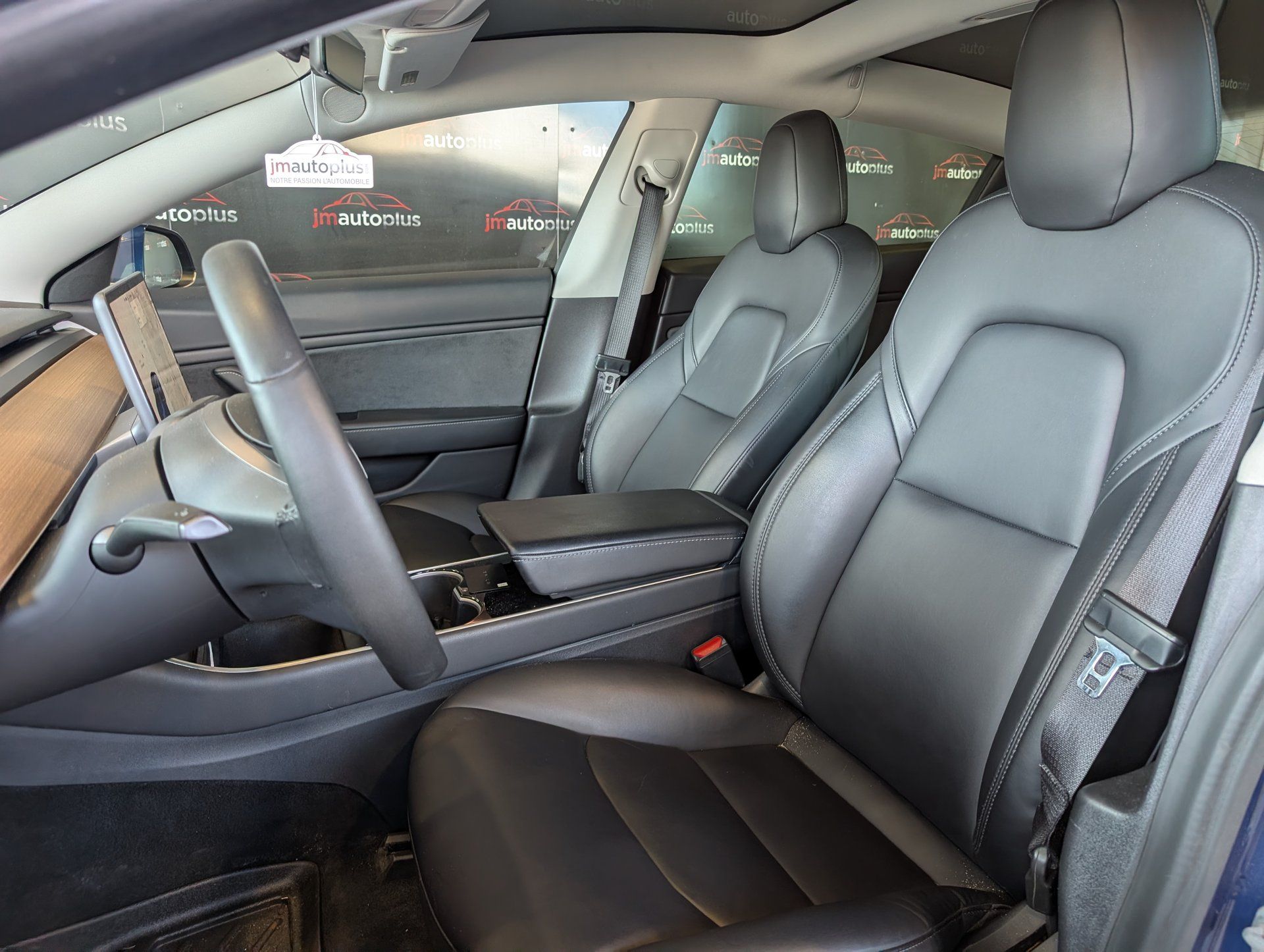 Tesla Model 3 2020 - Image 8