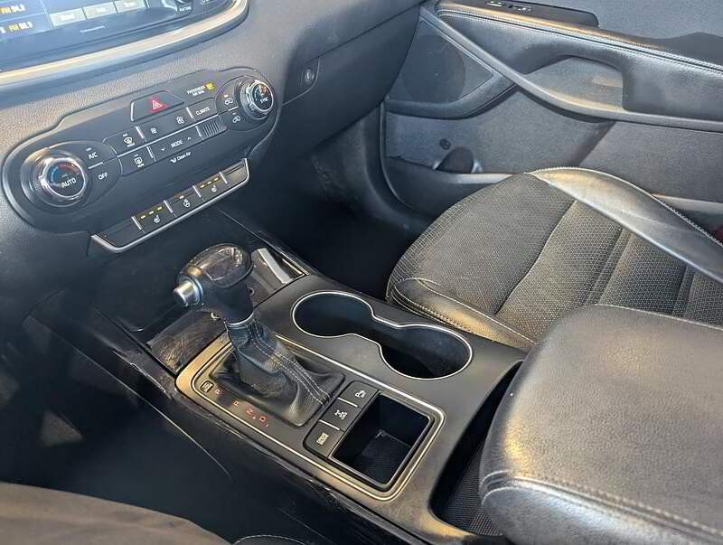 Kia Sorento 2017 - Image 27