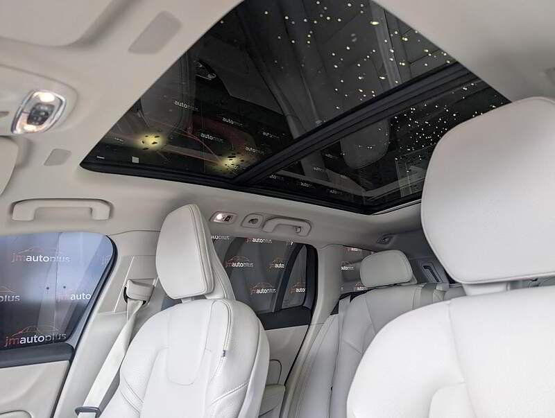 Volvo V60 2021 - Image 15