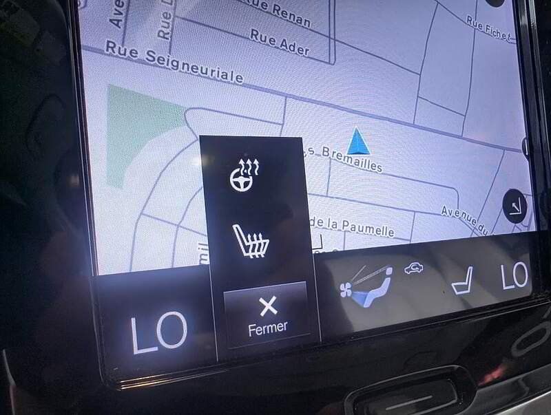 Volvo V60 2021 - Image 25