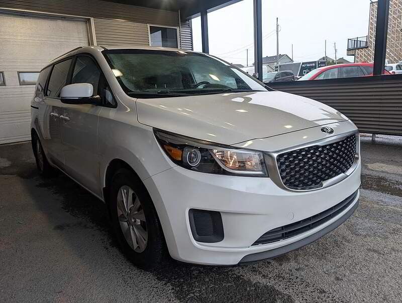 Kia Sedona 2016 - Image 5