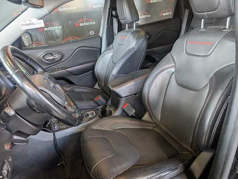 Jeep Cherokee 2020 - Image 15