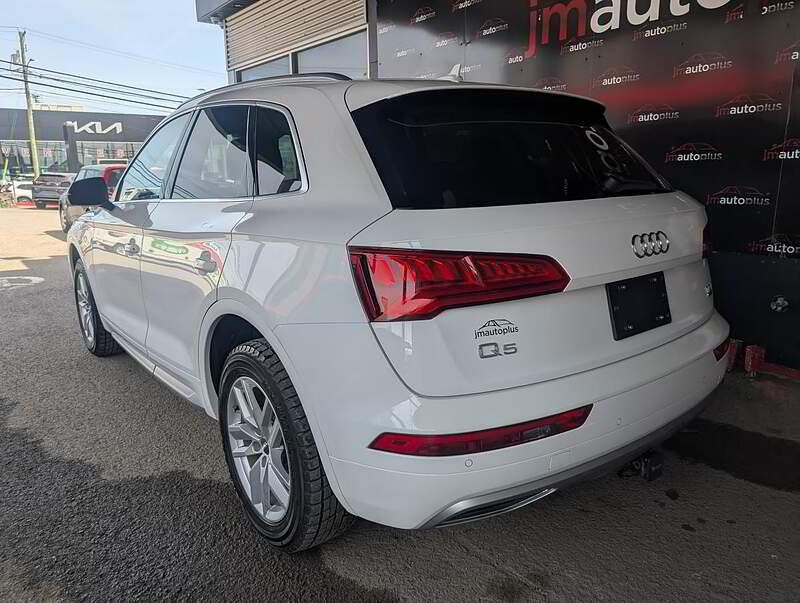 Audi Q5 2018 - Image 11