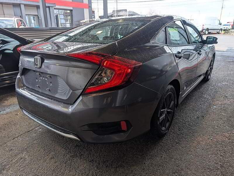 Honda Civic 2020 - Image 7